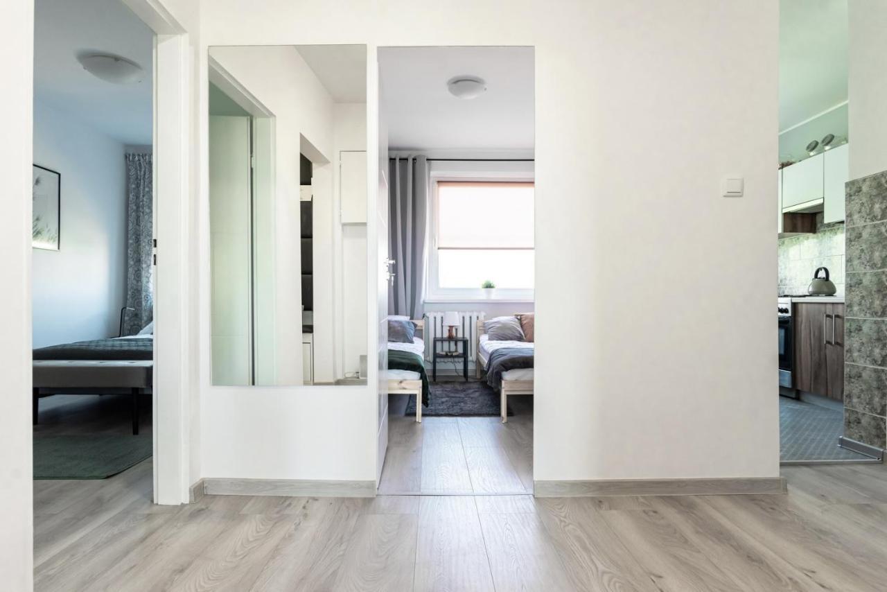 Quadratum Apartment By Noclegi Renters 格但斯克 外观 照片